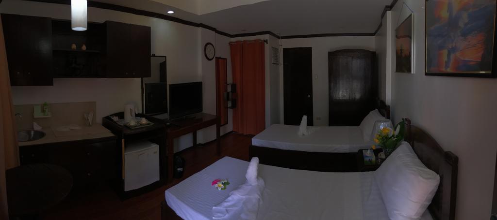 Ranile'S Pension House Cebu Esterno foto
