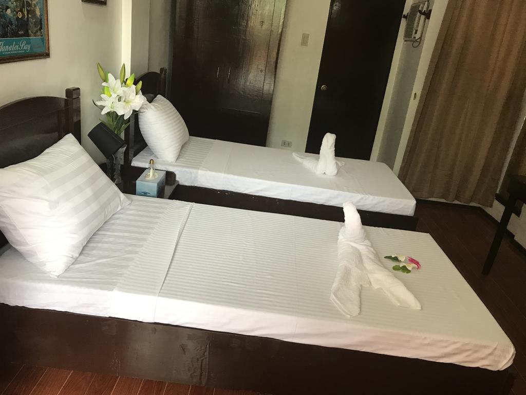 Ranile'S Pension House Cebu Esterno foto